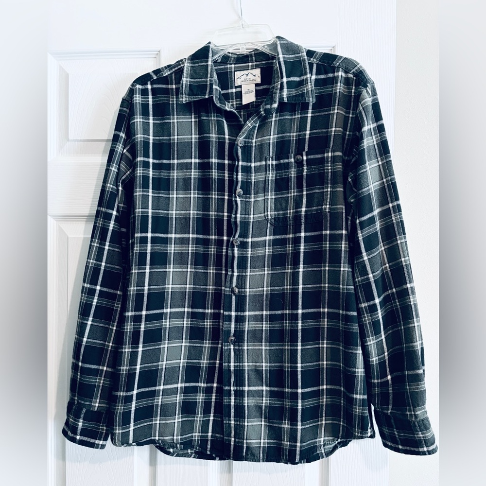 Blue Mountain Classic Black and White Plaid Men's Shirt
